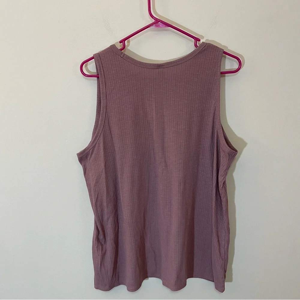 3 Old Navy Luxe Swing Tank Tops XL - Picture 3 of 9